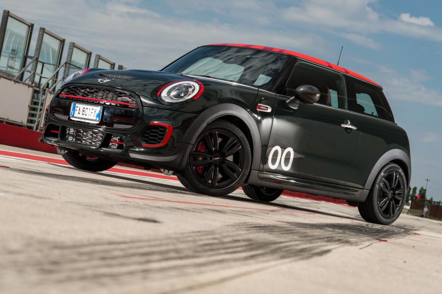  Mini Cooper S JCW Challenge 2016 года  (фото 49 из 60)